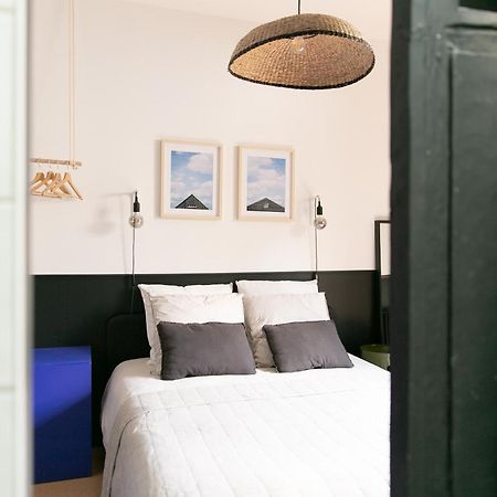 Chambre Avec Salle De Bain Et Acces Independant ナント エクステリア 写真